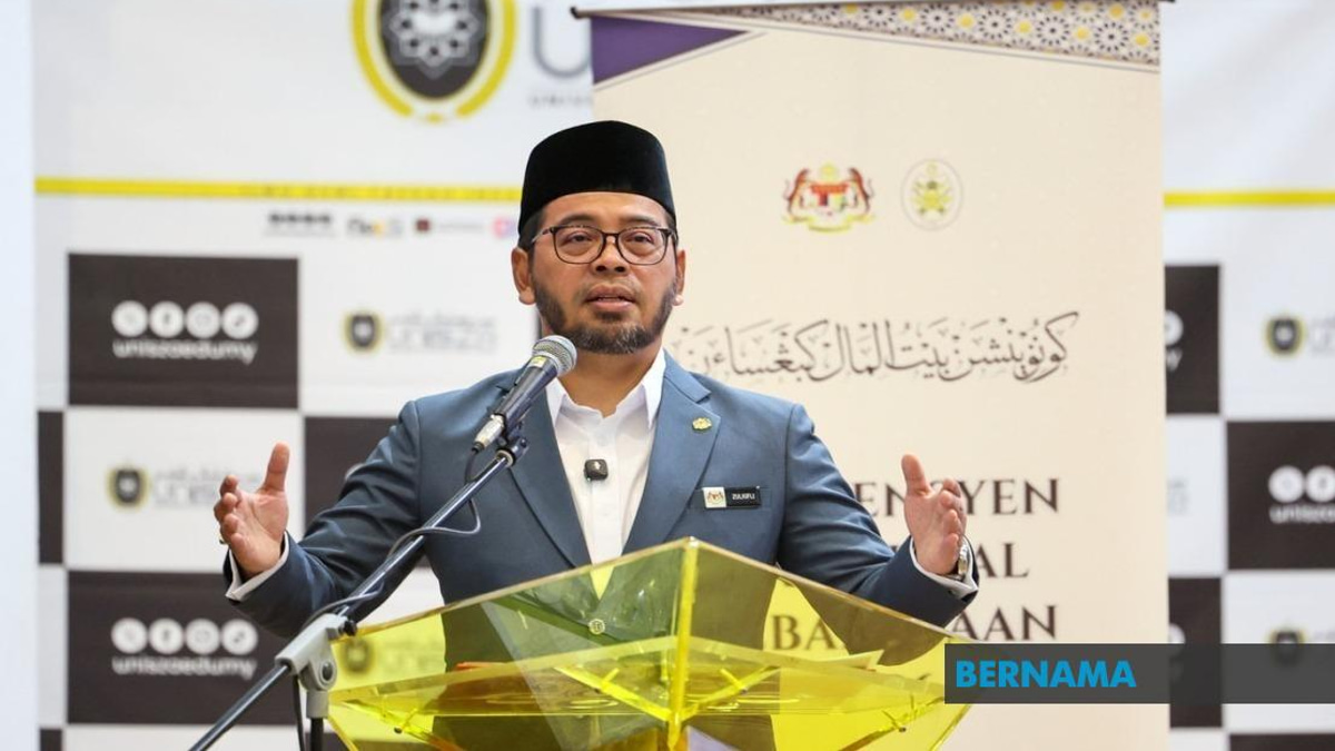 Baitulmal Must Transform Into Wealth Creator, Not Just Aid Distributor, Says Zulkifli