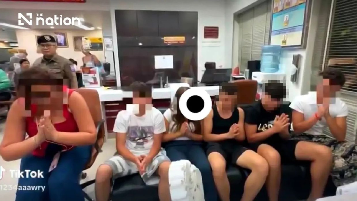Five Italian students fined after confrontation with Thai woman on Bangkok BTS train