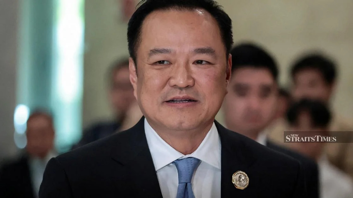 Thai Officials Arrested in Massive Civil Service Exam Cheating Scheme