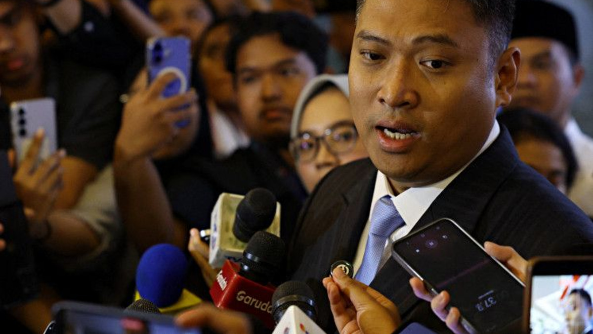 Prabowo's Free Meals Programme Faces Fresh Crisis as BGN Chief Quits Over Health Concerns