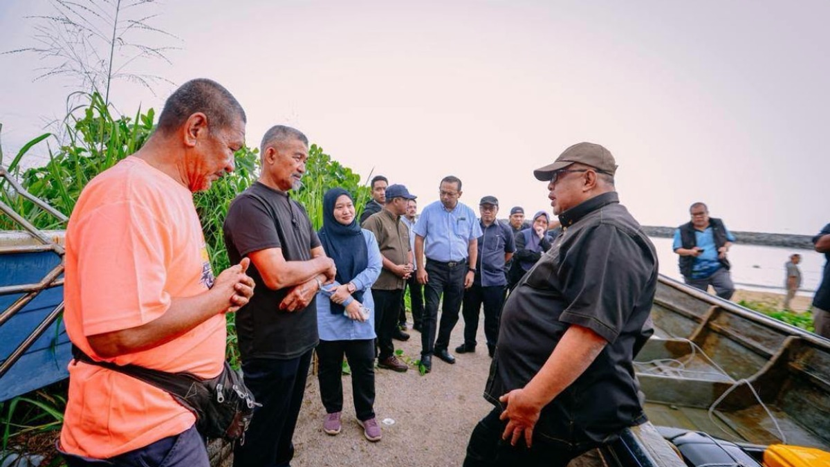 Melaka Government Orders Urgent Action on Fishing Community Concerns in Tanjung Bidara