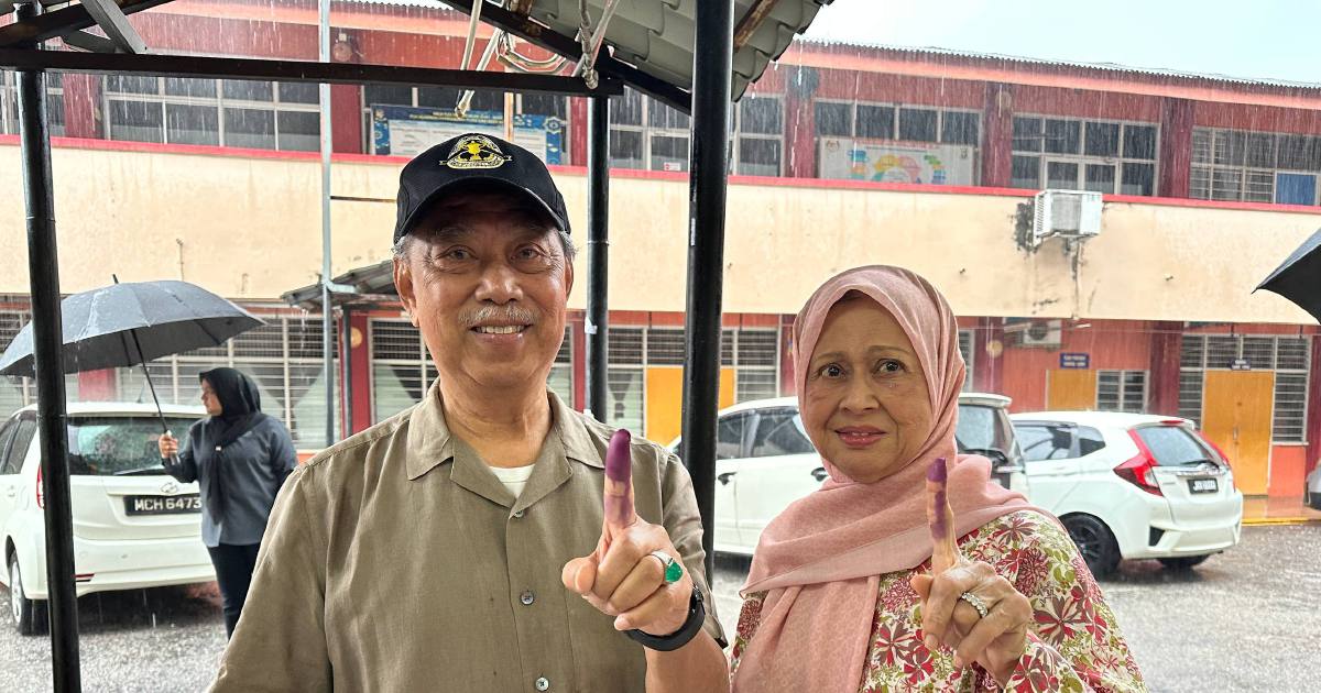 Muhyiddin bets on strong Johor turnout despite wet weather hampering voting