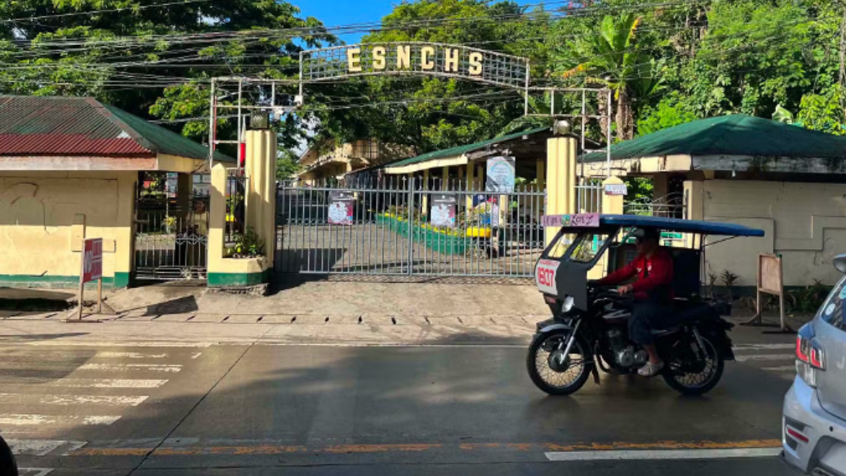 Philippine high school closed after bomb and gun threats posted online
