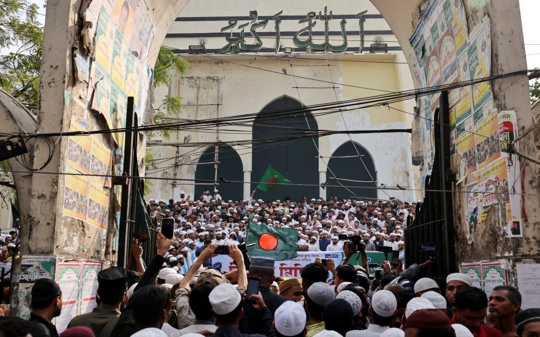 Three Bangladeshi Police Officers Sentenced to Death for Killing Protesters in 2024 Uprising