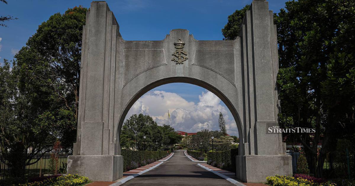 Johor's New Menteri Besar Set for Swearing-In After Historic BN Landslide