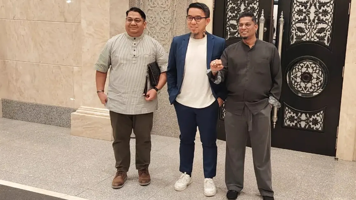 Federal Court Delays Decision on Private Citizens' Constitutional Liability in Wong Case