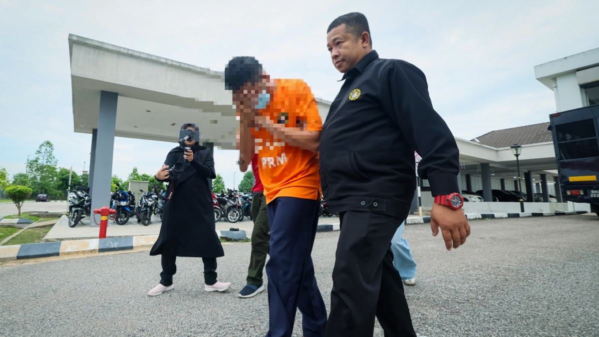 Kelantan Police Chief Held Seven Days Over RM500 Bribery Allegations