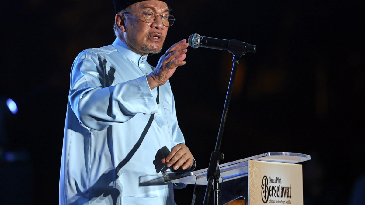 Anwar Ibrahim commits to transparency on Tabung Haji inquiry, pledging end to institutional secrecy