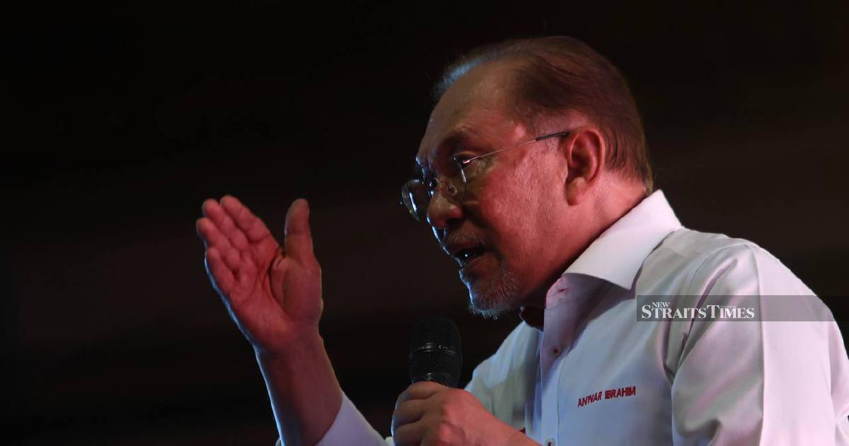 Anwar Vows Firm Action Against Those Who Breach Public Trust