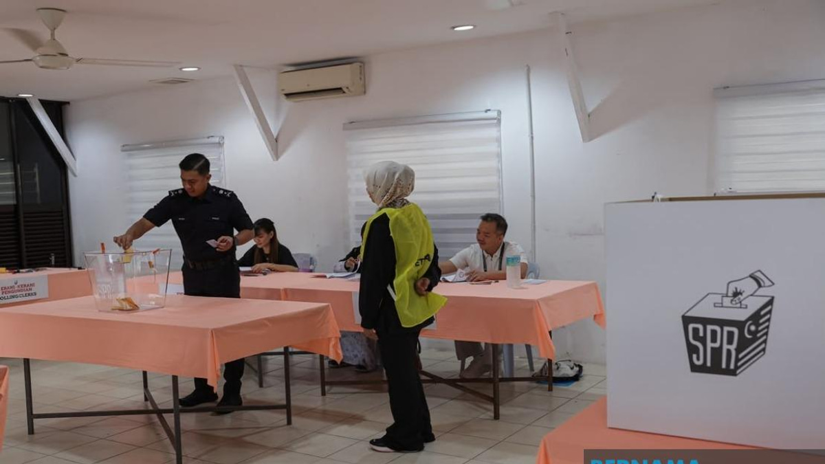 38 Early Voting Centres Open in Negeri Sembilan State Election