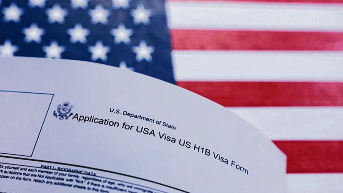 Trump's Immigration Crackdown Prompts Wave of Tech Talent Exodus from US Back to India and China