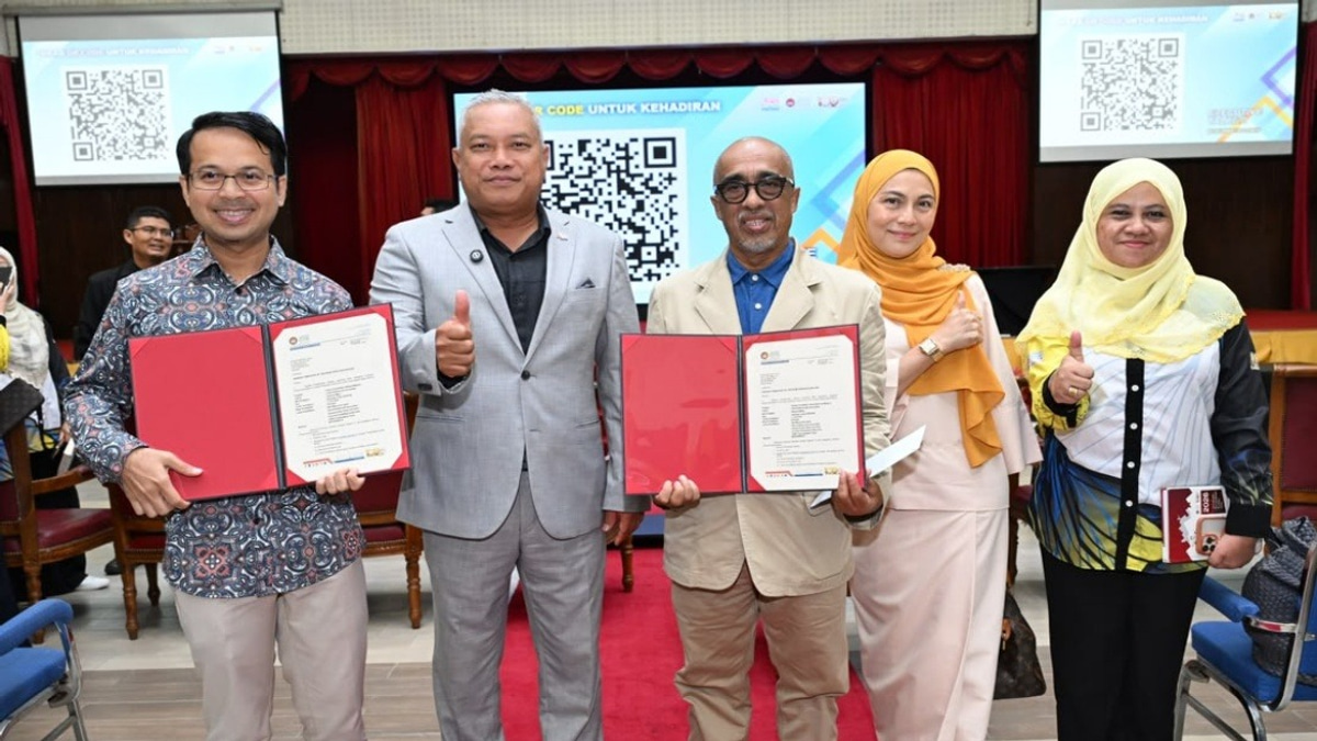 Veteran Malaysian Actor Sabri Yunus, TV Presenter Fedtri Yahya Enrol in UPSI Master's Programmes Via Experience-Based Pathway