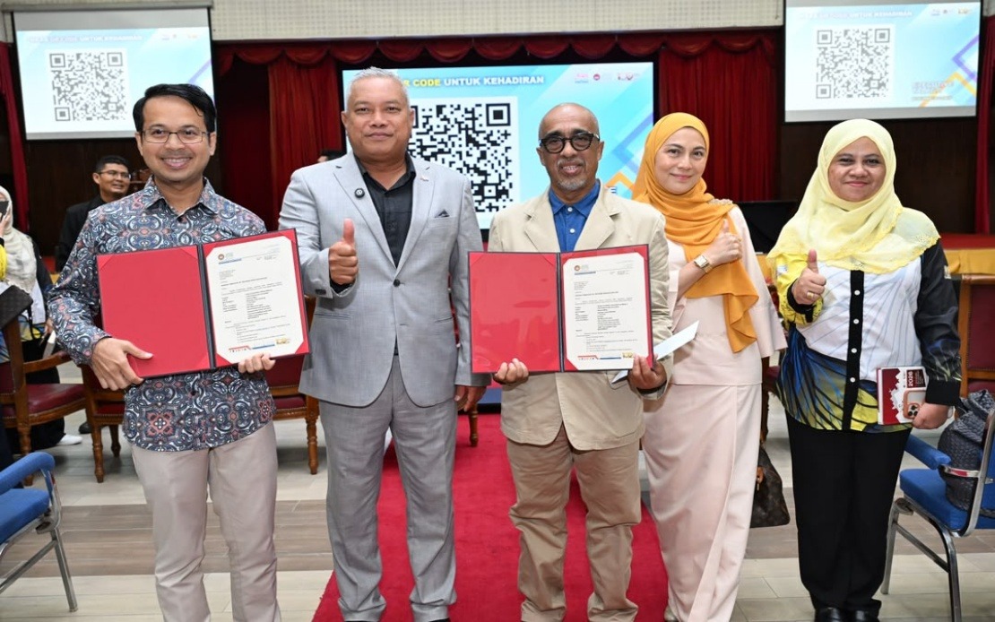 Veteran Malaysian Actor Sabri Yunus, TV Presenter Fedtri Yahya Enrol in UPSI Master's Programmes Via Experience-Based Pathway