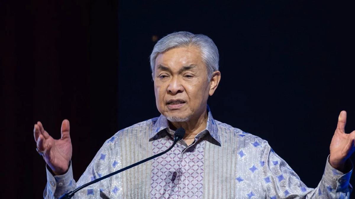 PAS directive to avoid PH votes may not automatically benefit BN in Johor polls, Zahid cautions