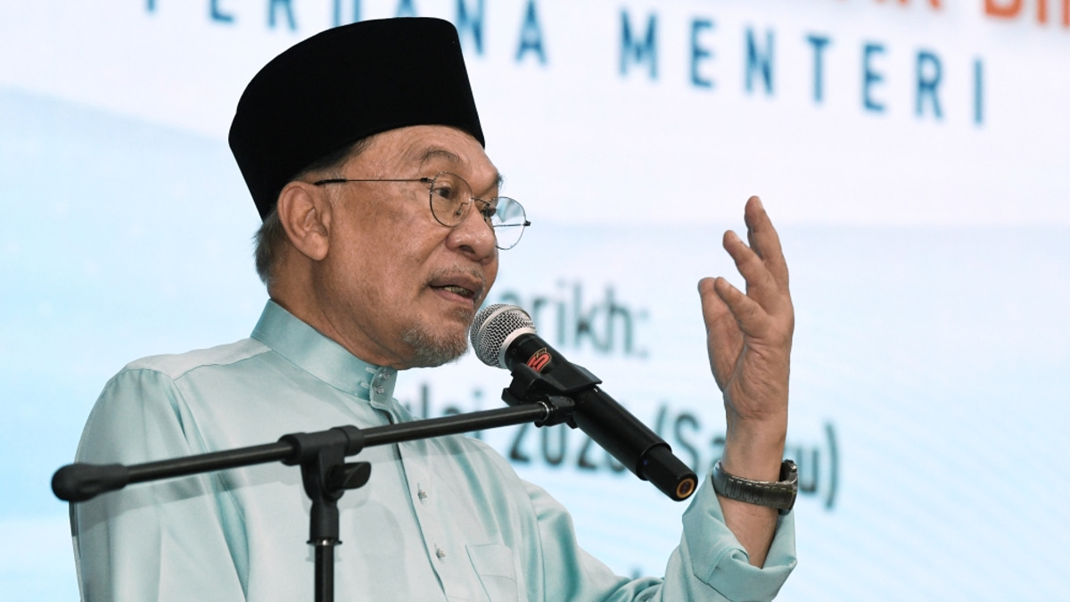 Anwar Rebukes Kedah MB Over Remarks Seen as Divisive, Urges Coalition Solidarity