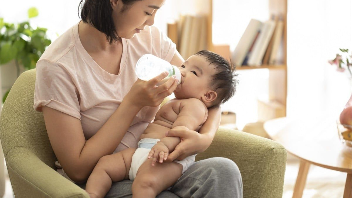 Chinese infant poisoned after parents prepare formula with vegetable juice instead of water