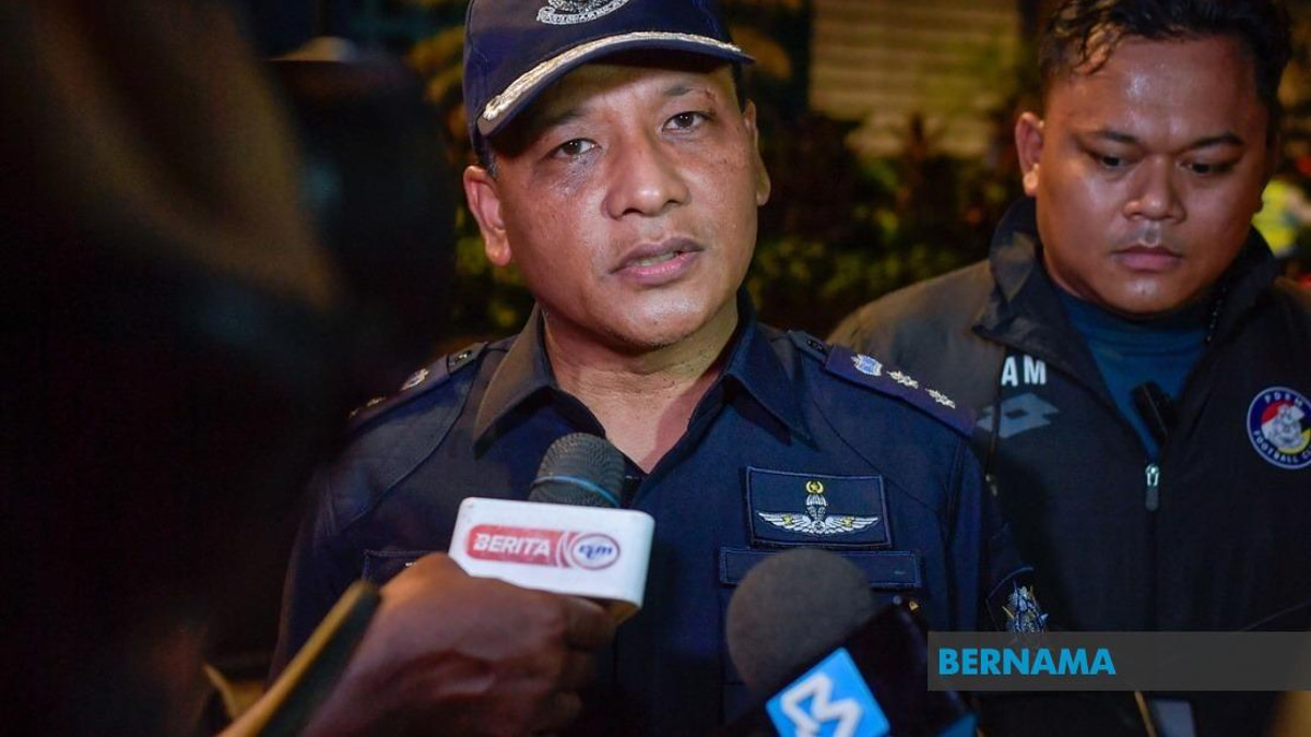 Fatal Immigration Department truck crash investigation to be handed to Attorney General