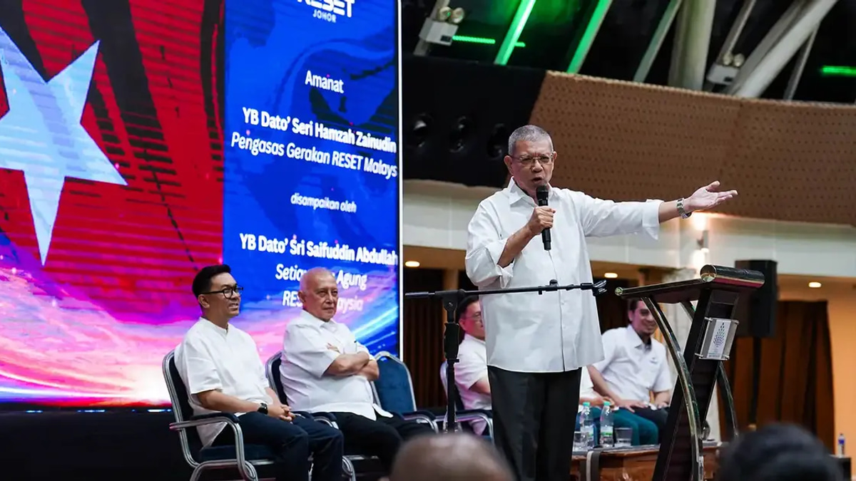Vote Your Conscience, Not Pakatan, Saifuddin Urges Malaysians