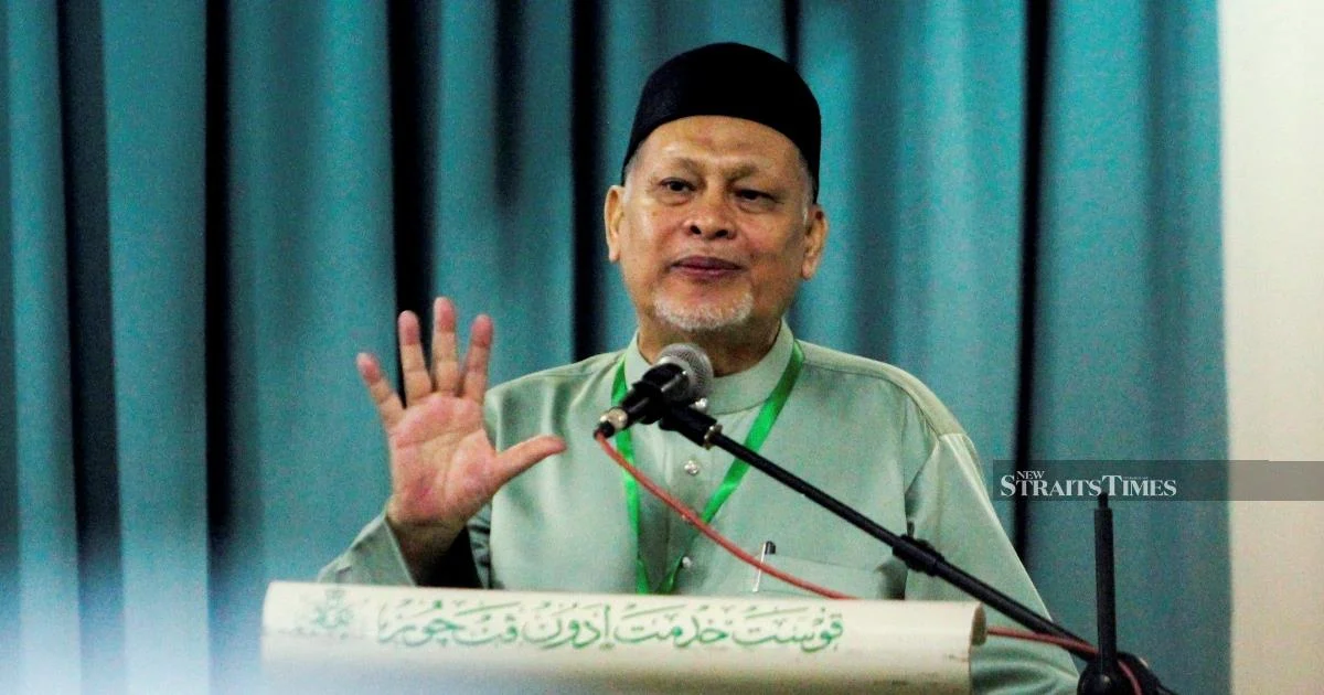 PAS Criticises Muhyiddin's Rushed Decision on Perikatan Nasional Logo in State Elections