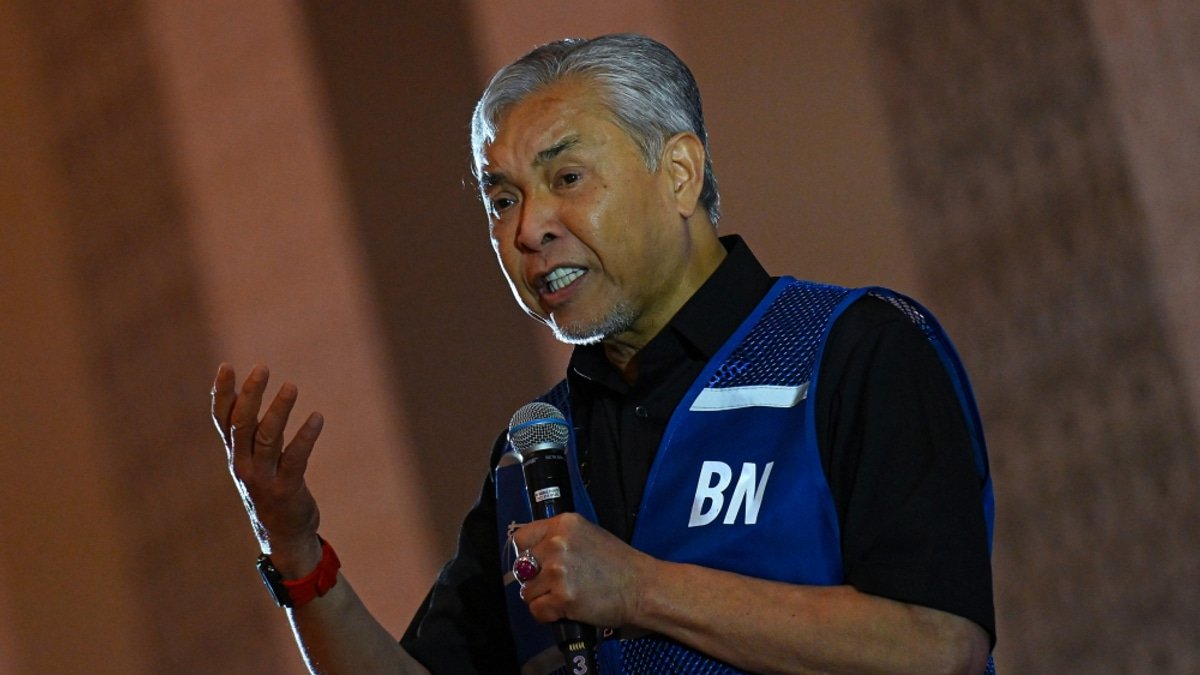Ahmad Zahid Stands Firm on BN Manifesto as Original Work, Rebuffs Plagiarism Claims