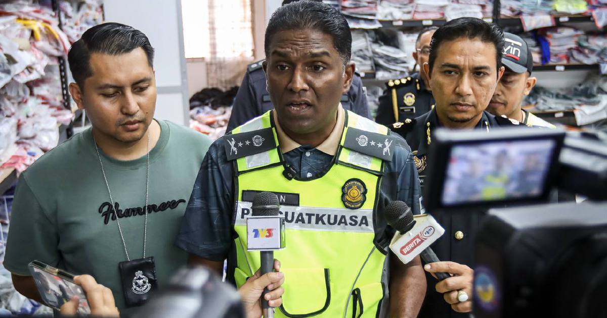 Authorities Seize Over Half a Million Ringgit in Counterfeit FIFA World Cup Jerseys