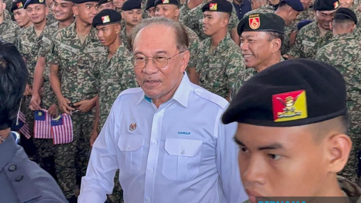 Public Office Is a Trust, Not a Prize, Says PM Anwar