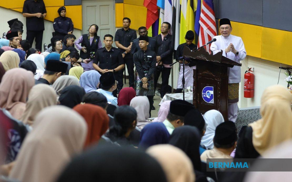 Resistance to change and entrenched corruption remain obstacles to reform, PM Anwar says