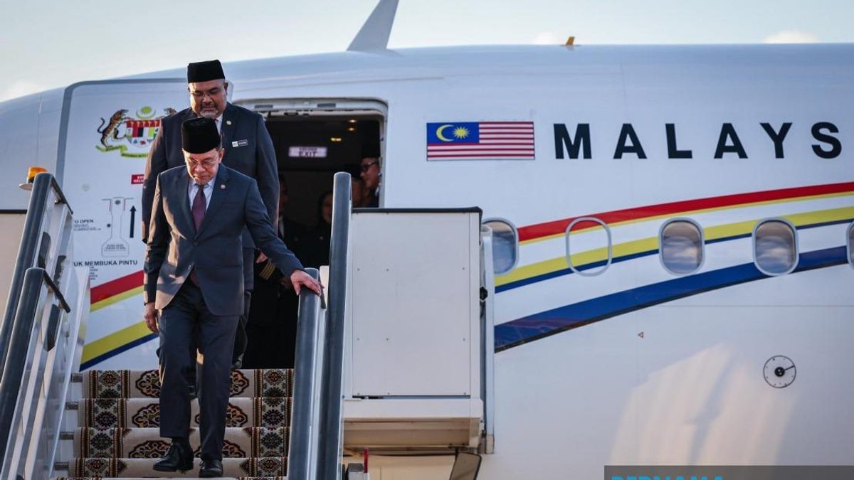 PM Anwar Begins Two-Day Visit to Turkmenistan to Strengthen Bilateral Ties