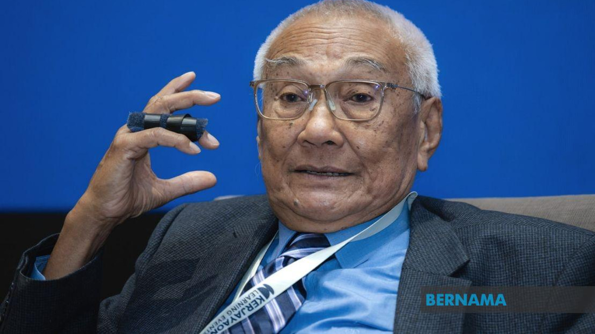 AI is a Tool, Not a Replacement for Human Judgment, Says Former Chief Justice Tun Zaki