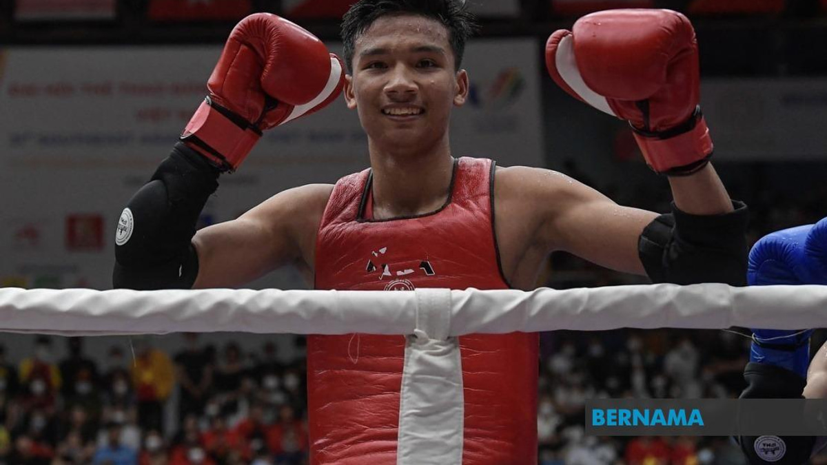 PM Anwar Calls On Malaysians To Support Muay Thai Champion Ahmad Nor Iman's World Title Challenge