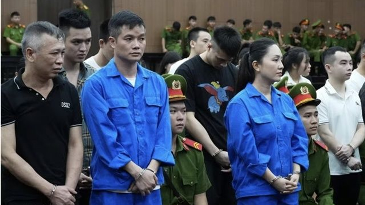 Hanoi Court Sentences 50 in Major Drug Ring Case Centred on Karaoke Bar Operations