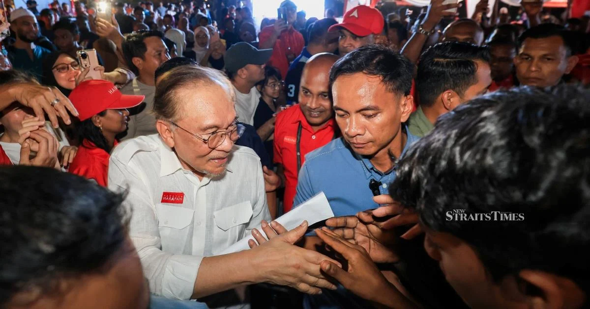 Anwar Dismisses Early Election Calls, Affirms Unity Government's Mandate