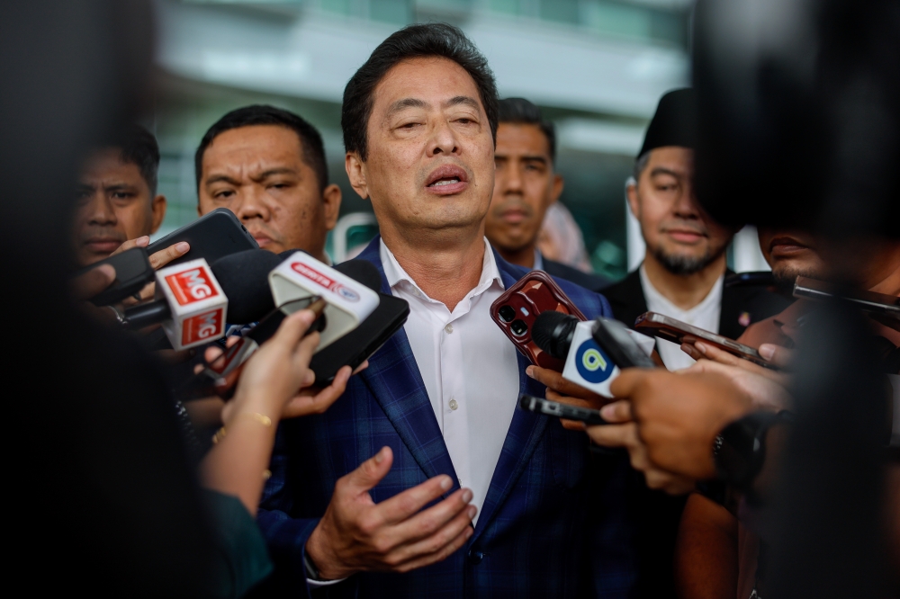 Azam Baki Distances Himself From RM178 Million Contract to Brother-Linked Company