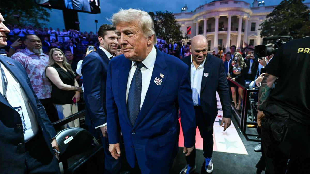 Trump Marks 80th Birthday With UFC Spectacle at White House, Drawing Criticism and Controversy
