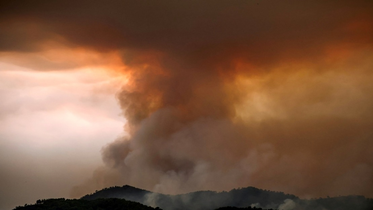 Spain Grapples with Record Wildfire as Emergency Spreads Across Central Provinces
