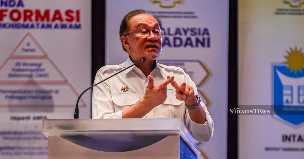 Anwar Defends Mat Sabu After Tangkak Speech Controversy
