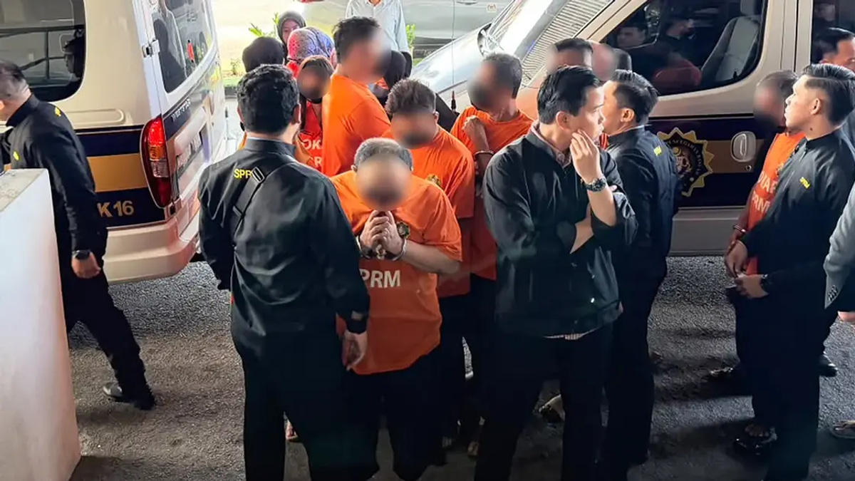 Corruption Dragnet Snares 13 Including Senior Government Official in RM2.5 Million Case
