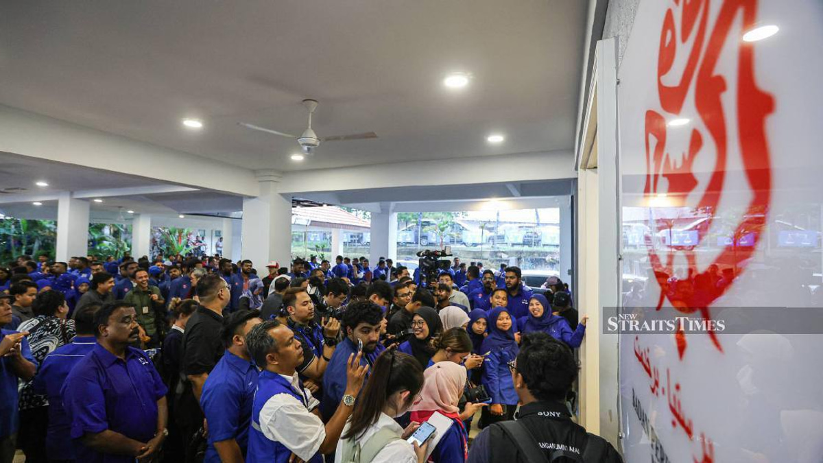 Johor Braces for Barisan's Candidate Announcements as Election Momentum Builds
