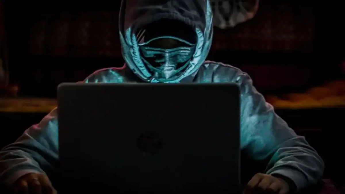 Malaysia's New Cybercrimes Bill Expands State Powers Over Digital Communications