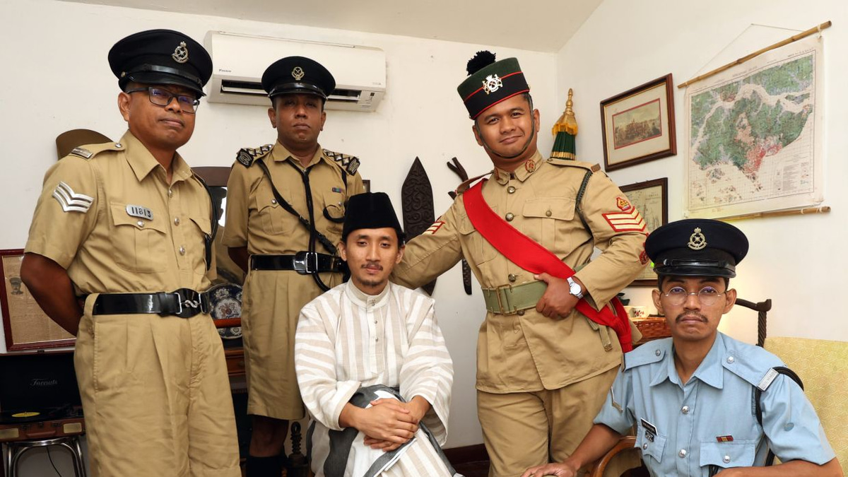 Uniform Collectors Transform Into History Guardians: How PRUS Brings Malaysia's Past to Life