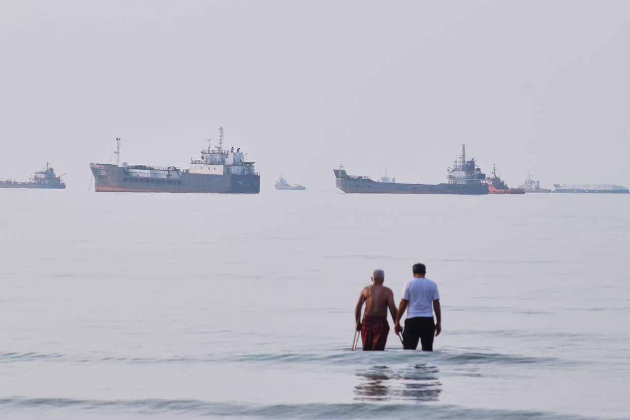 Iran Rejects Trump's Peace Overture, Demands US Concessions on Oil and Hormuz Access