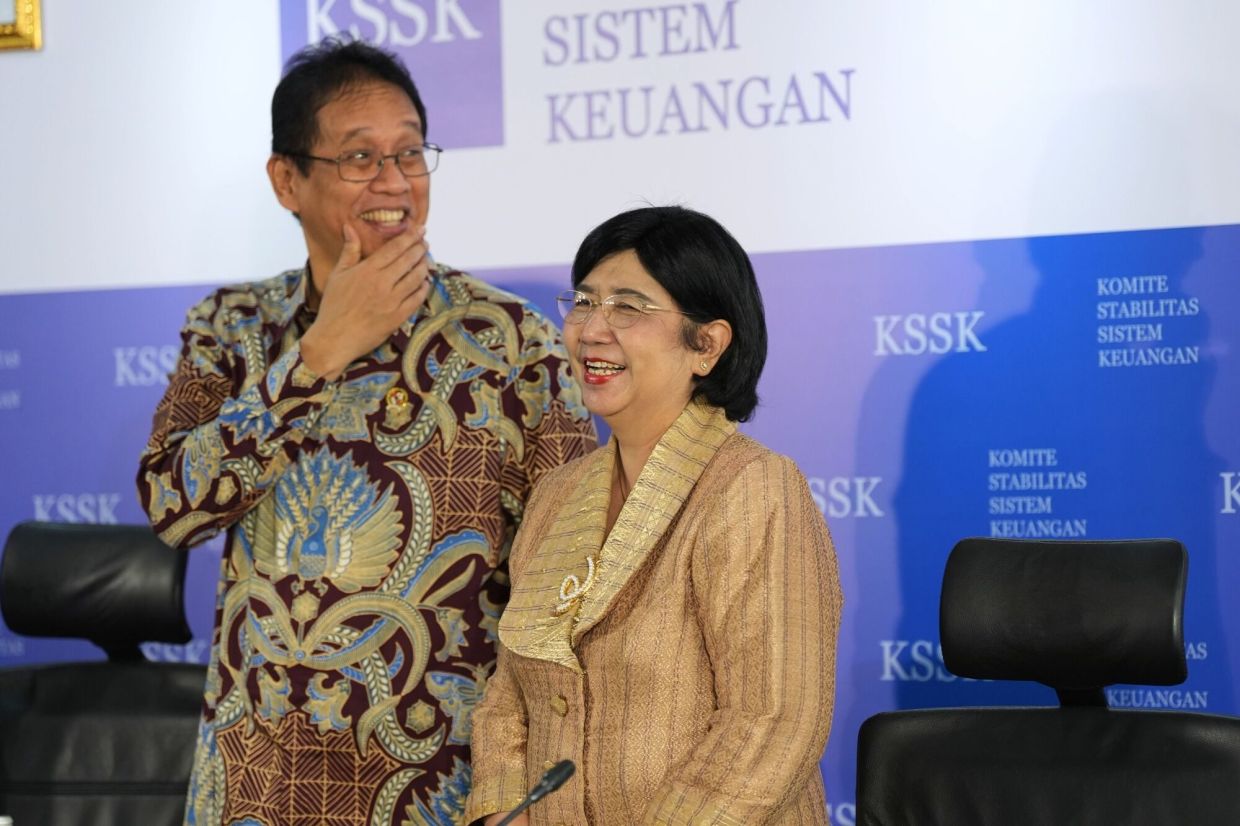 Indonesia's New Central Bank Chief Navigates Tightrope Between Growth and Independence