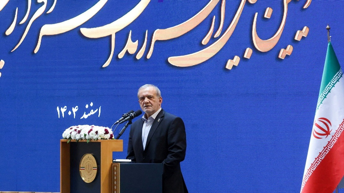 Iran's Pezeshkian Rejects Concessions, Calls for End to Regional Limbo