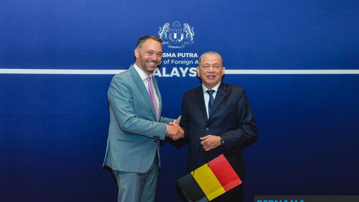 Malaysia Pledges Unobstructed South China Sea Transit to Belgium Amid Regional Security Concerns