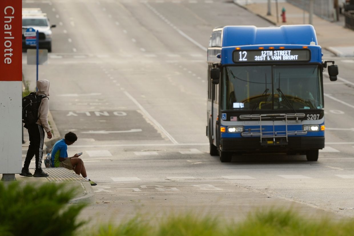 Kansas City's Facial Recognition Plan on Public Buses Stirs Privacy Debate