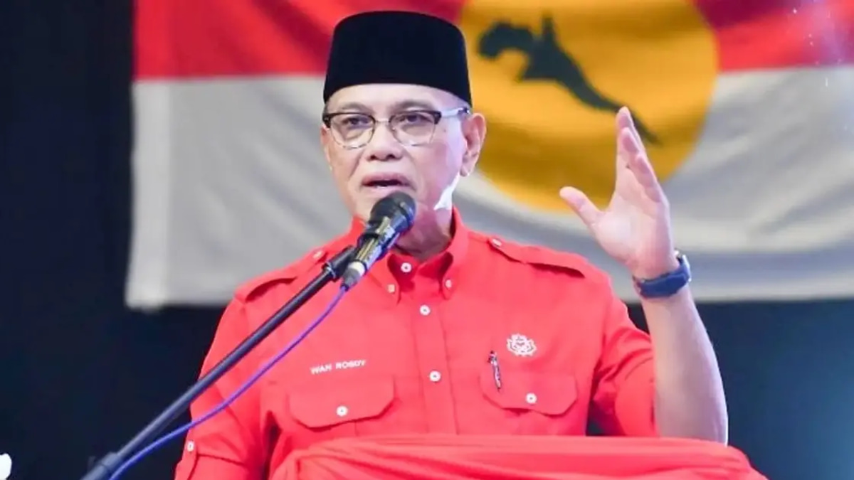 BN and PN Have Not Yet Discussed Cooperation for Next General Election, Wan Rosdy Clarifies