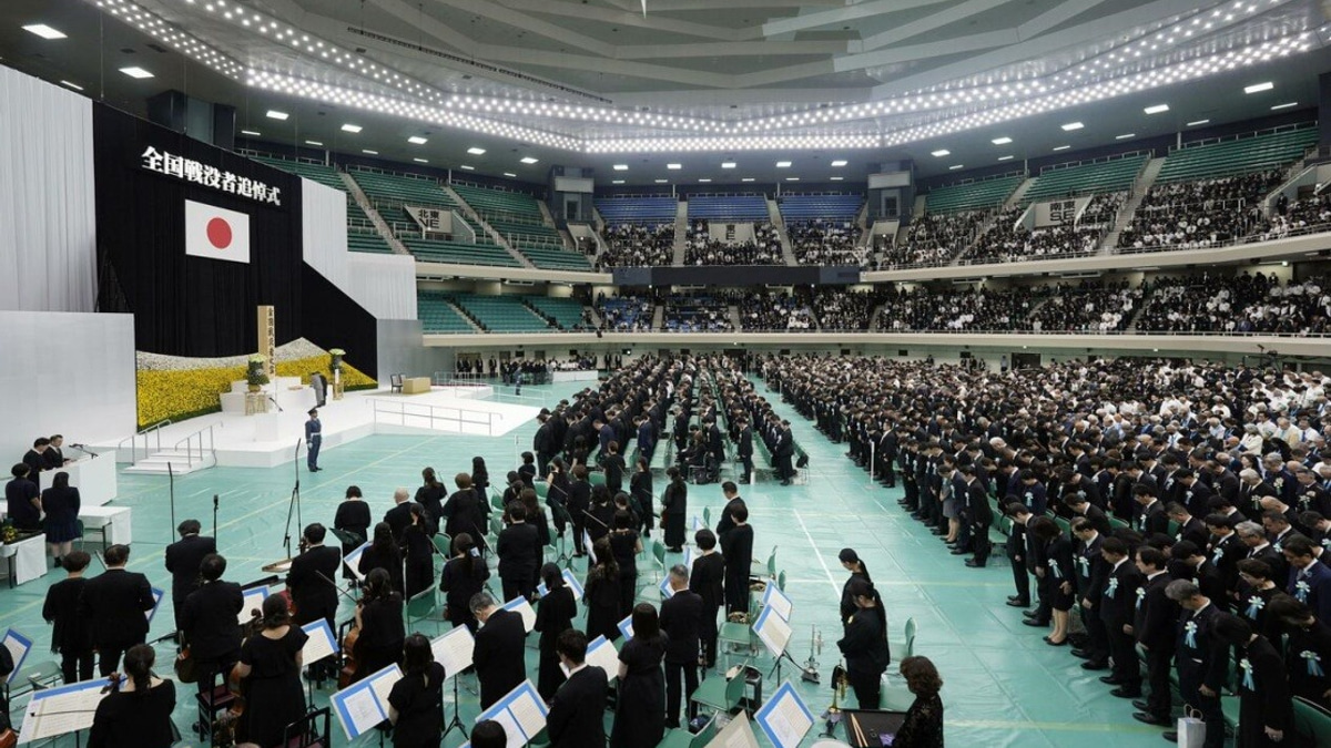 Japan's PM Sidesteps War Remorse at 81st WWII Surrender Anniversary
