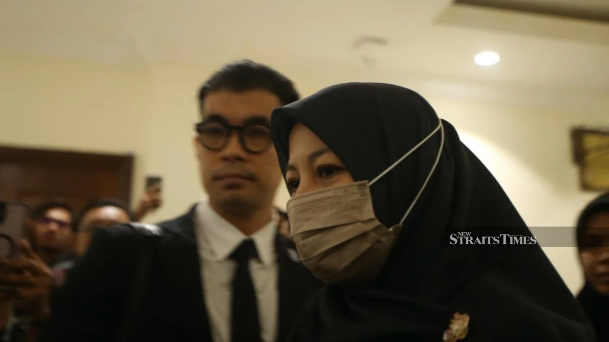 Mother's Heartbreak: Why Noraidah Lamat Came to Regret Her Daughter's School Choice