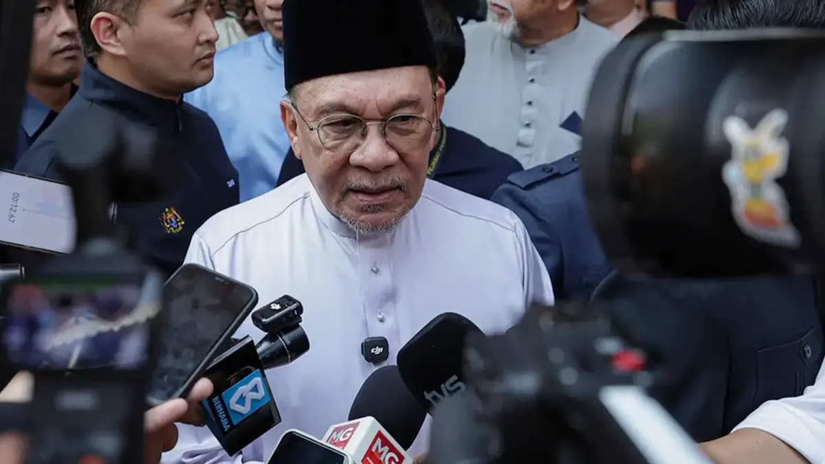 Anwar Vows Continued Momentum After Merdeka Center Approval Surge