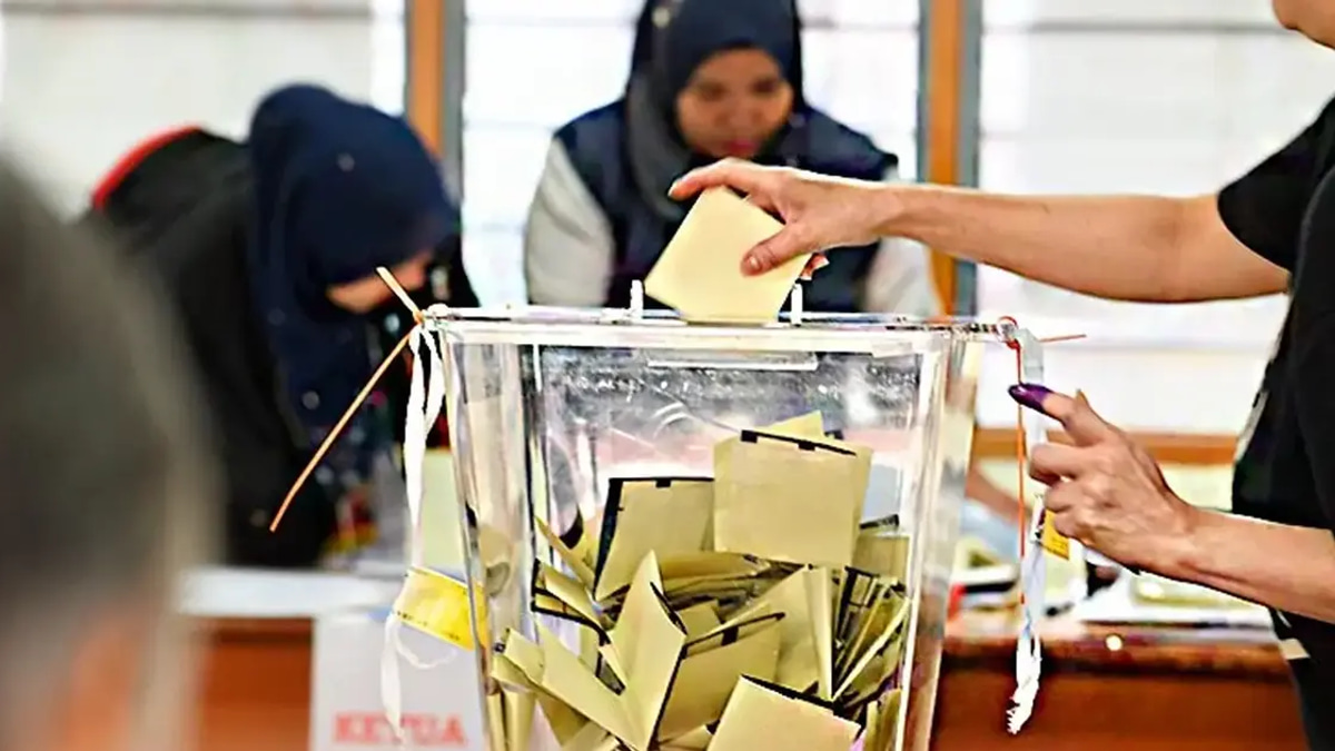 Young voters aged 21-39 could decide Johor's electoral outcome, analysts warn